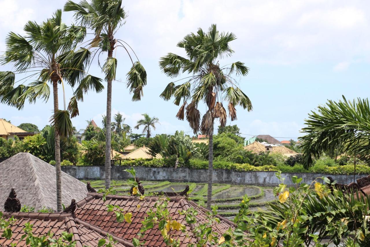 Euforia Guest House Canggu Buitenkant foto