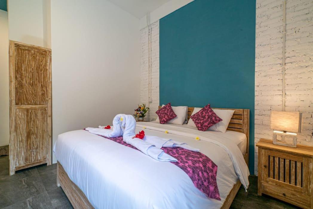Euforia Guest House Canggu Buitenkant foto