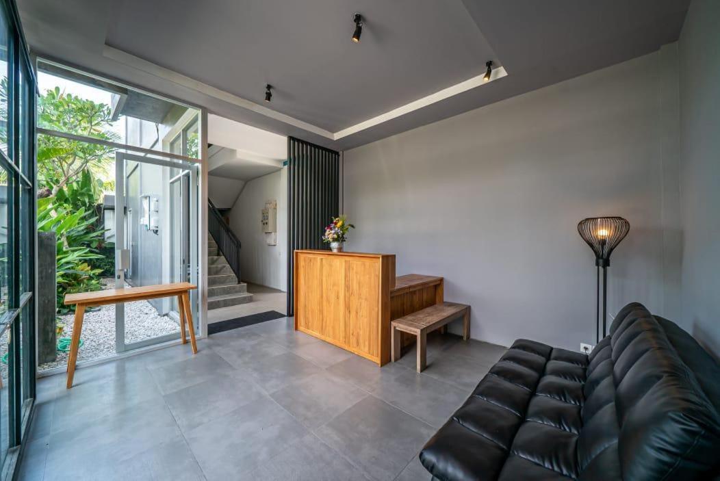Euforia Guest House Canggu Buitenkant foto